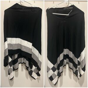 NWT Calvin Klein Poncho Cape Asymmetrical Sweater Top Black White Gray One Size